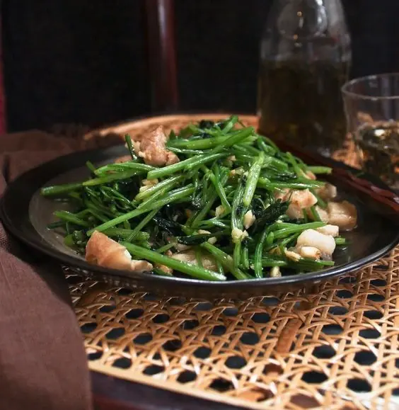 Stir-fry Chinese Celery